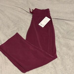 Athleta Women's Straight Leg Pants